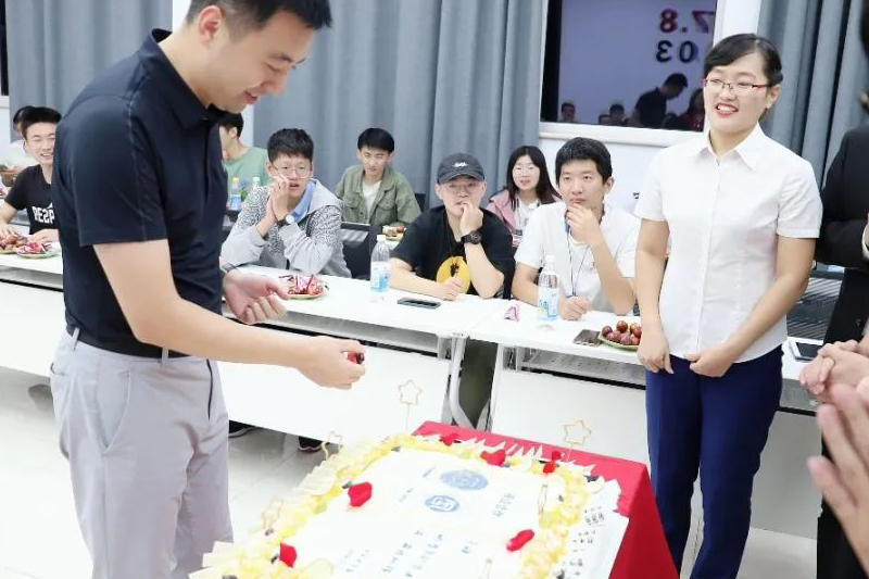 J9ֱӪ���š�CHINA���ٷ���վ