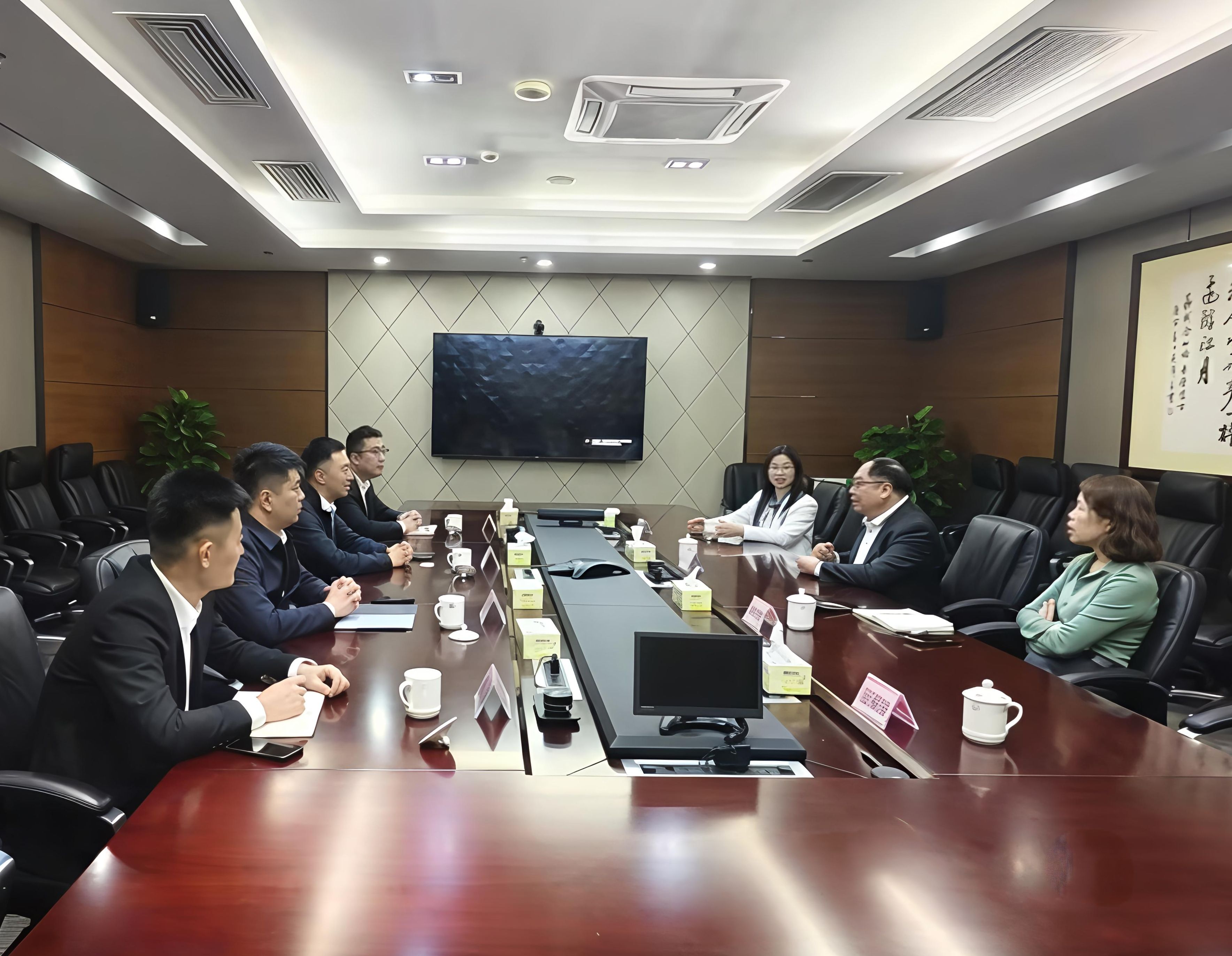 J9ֱӪ���š�CHINA���ٷ���վ