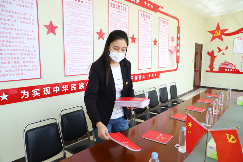 J9ֱӪ���š�CHINA���ٷ���վ