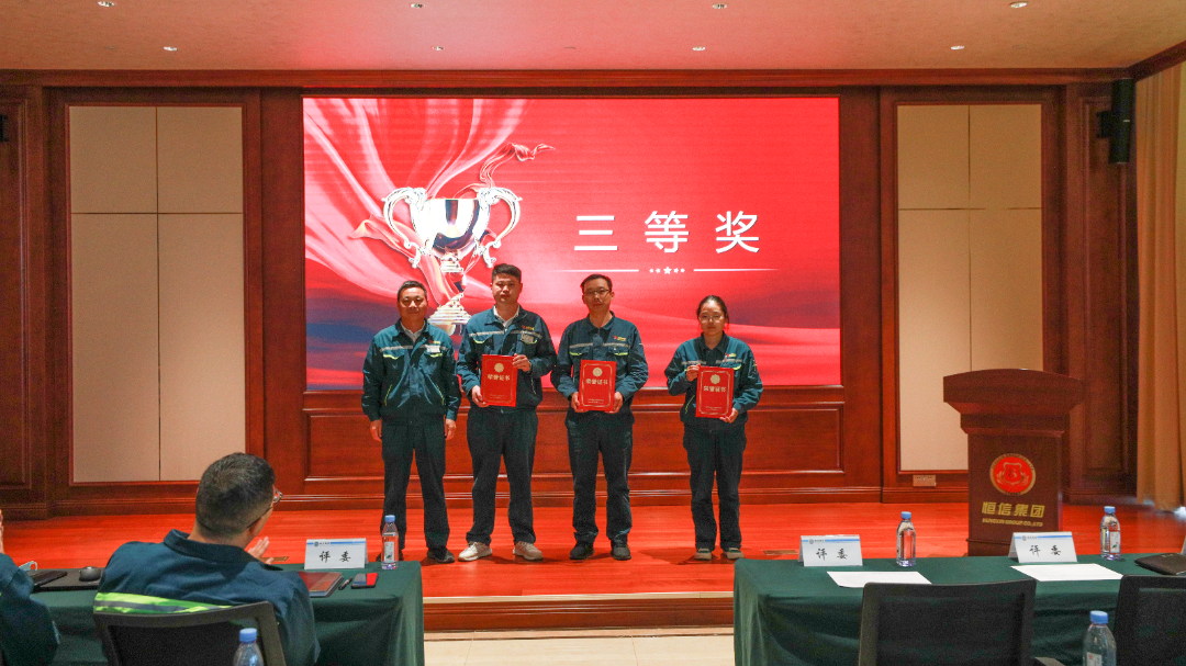 1716252709809663Xaa4.png 640.png