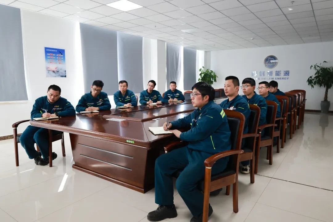 1739165070875161Lq8F.jpg 123.jpg