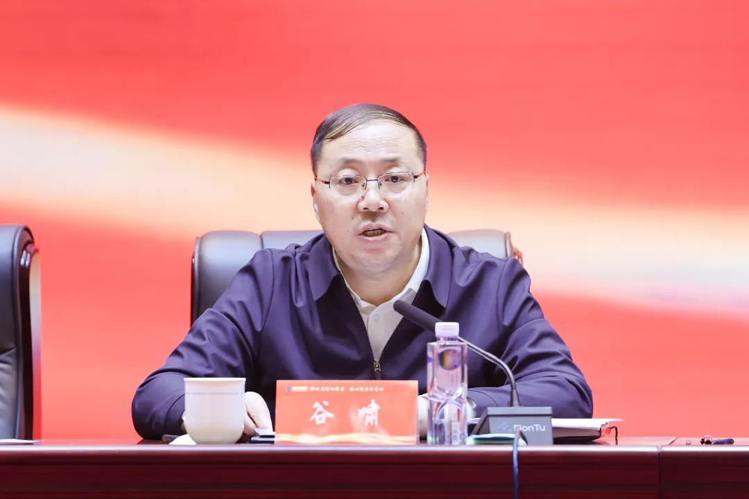 1740100933156828COWL.jpg 8.jpg