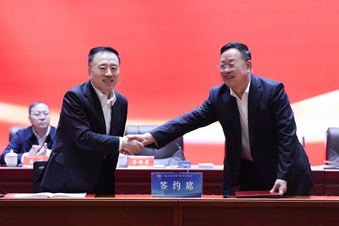 1740101147554693F5me.jpg 15.jpg